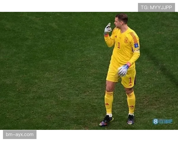 诺伊尔革新门将角色，重塑现代足球防守新标杆